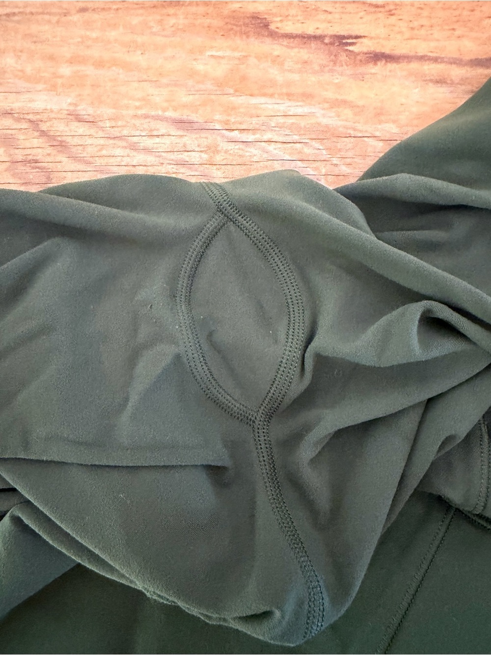 Athleta Salutation 7/8 Stash Pocket Tight Leggings Workout Olive Green Womens M - Picture 7 of 9
